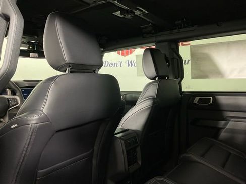 New 2025 Ford Bronco Outer Banks image 15