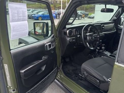 Used 2021 Jeep Wrangler Sport AWD/4WD image 14