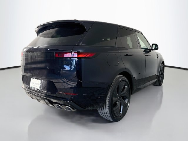 New 2027 Land Rover Range Rover Sport Dynamic SE AWD/4WD image 5