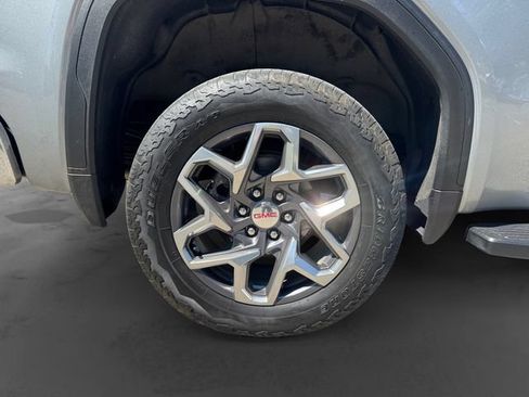 Used 2025 GMC Sierra 1500 SLT w/ SLT Premium Plus Package AWD/4WD image 7
