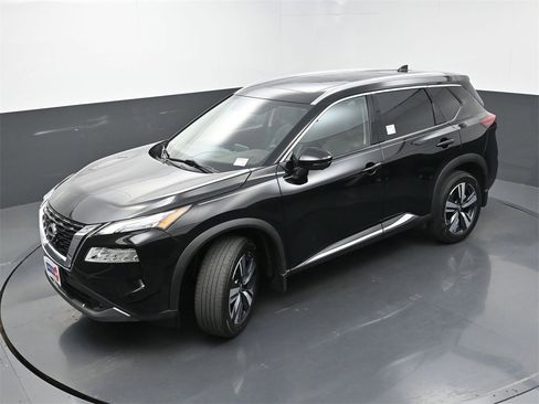 Used 2022 Nissan Rogue SL image 33