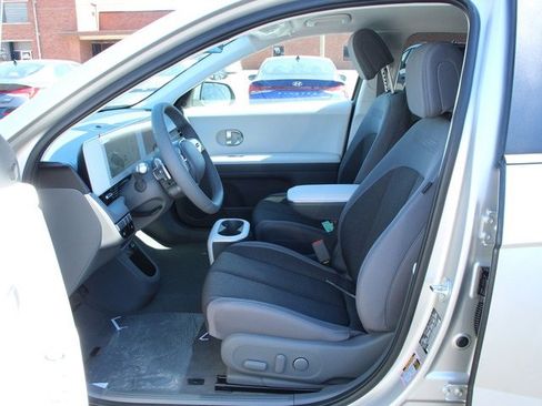 New 2024 Hyundai Ioniq 5 SEL image 13