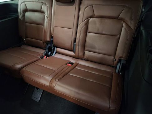 Used 2025 Lincoln Navigator Reserve image 32