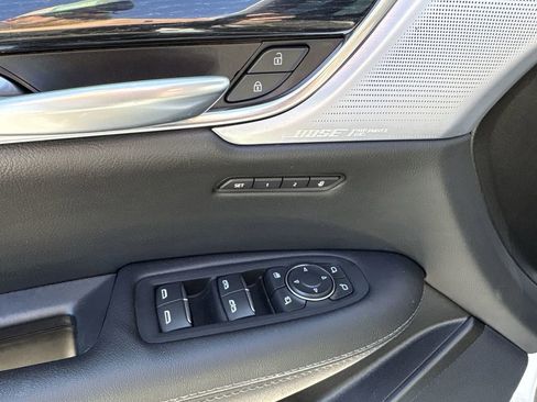 Certified 2025 Cadillac XT5 Premium Luxury image 27