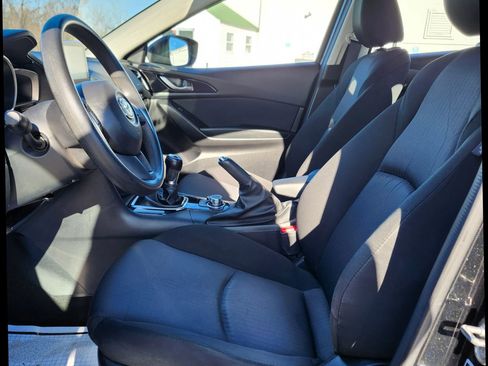 Used 2016 MAZDA MAZDA3 i Sport image 7