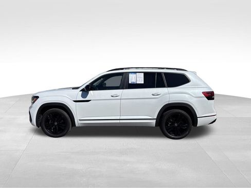Certified 2023 Volkswagen Atlas SEL R-Line AWD/4WD image 4