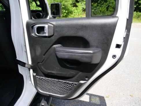 Used 2020 Jeep Wrangler Unlimited Sport S AWD/4WD image 28