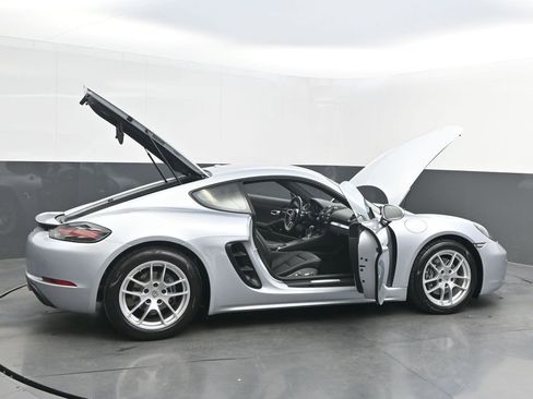 Used 2018 Porsche 718 Cayman image 39