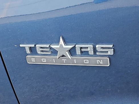 Used 2019 Chevrolet Silverado 1500 LT w/ Texas Edition image 14