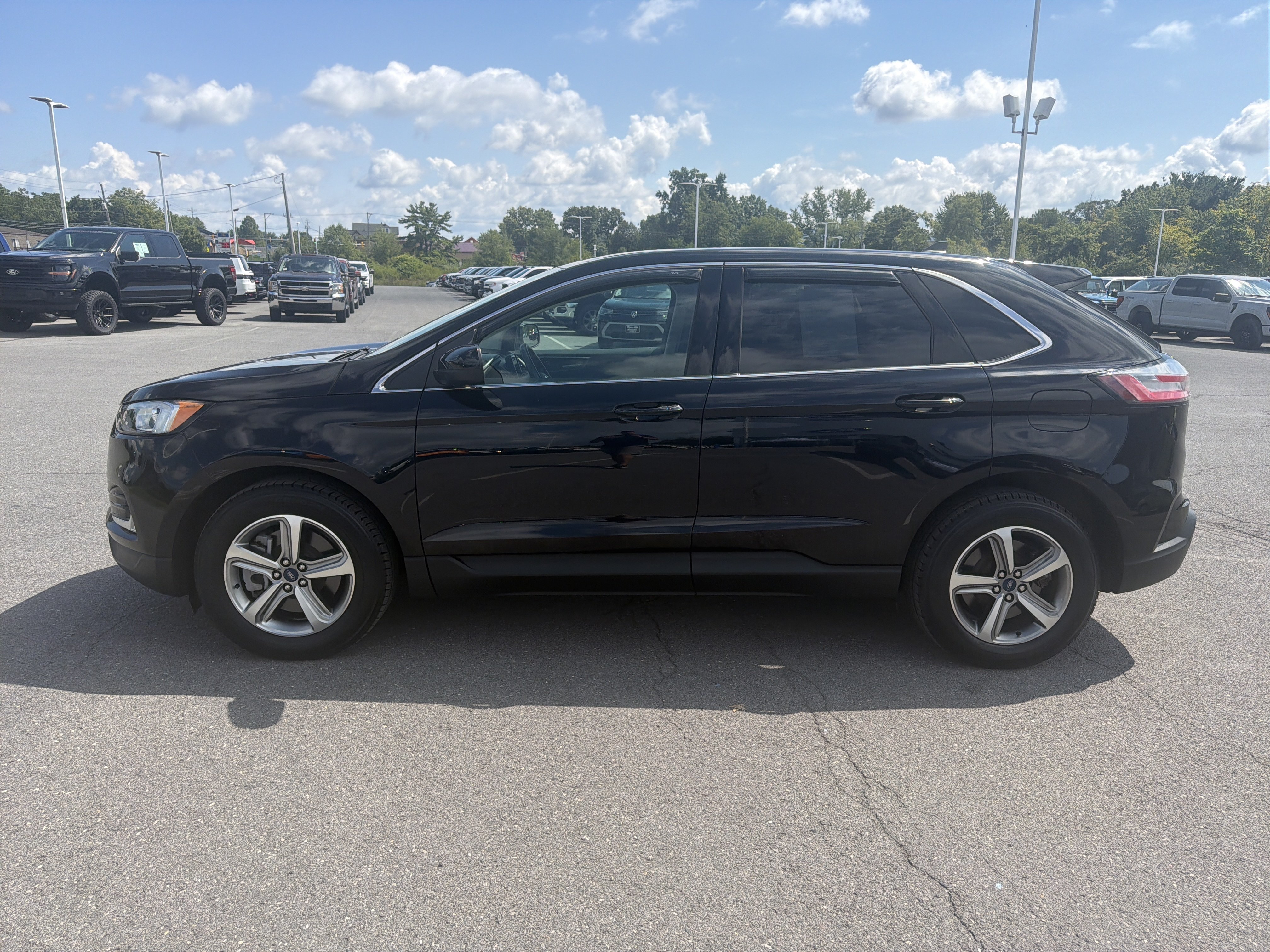 Used 2022 Ford Edge SEL w/ Convenience Package AWD/4WD image 8