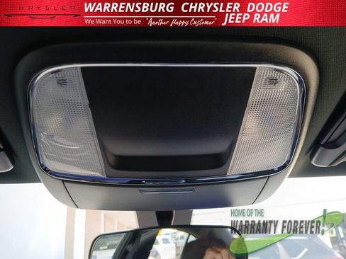 Used 2023 Dodge Charger SXT w/ Cold Weather Package RWD image 25