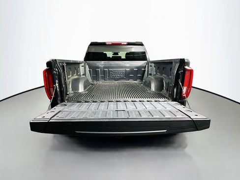 Used 2025 GMC Sierra 1500 SLT RWD image 35