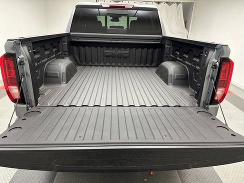 New 2026 GMC Sierra 1500 Elevation w/ Preferred Package AWD/4WD image 23