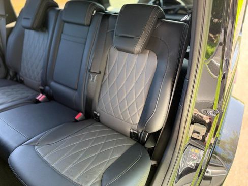 Used 2024 Mercedes-Benz G 550 image 24