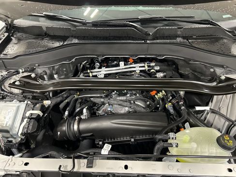 New 2026 Ford Explorer ST-Line w/ ST-Line Street Pack AWD/4WD image 36