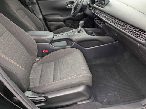 Certified 2024 Honda HR-V Sport image 19