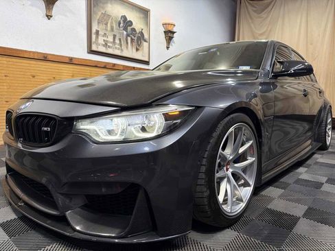 Used 2018 BMW M3 image 5