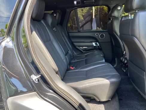 Used 2014 Land Rover Range Rover Supercharged AWD/4WD image 20