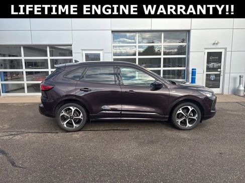 Used 2023 Ford Escape ST-Line Select w/ Tech Pack #2 image 8