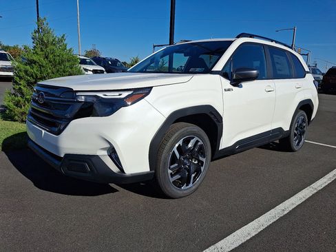 New 2026 Subaru Forester Premium AWD/4WD image 2