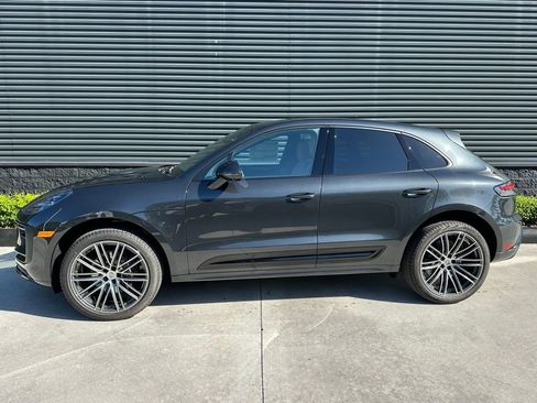 Used 2026 Porsche Macan AWD/4WD image 2