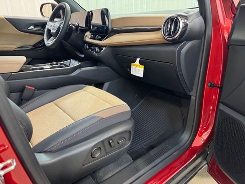 New 2026 Chevrolet Equinox ACTIV w/ Convenience Package III AWD/4WD image 29