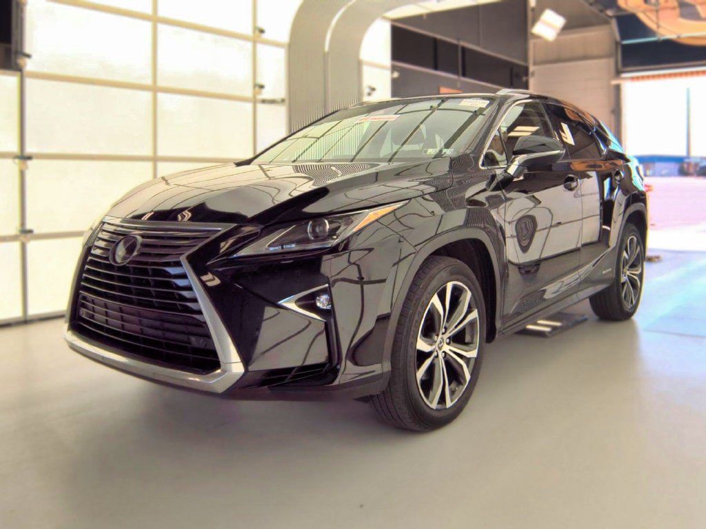Used 2019 Lexus RX 450h AWD image 2