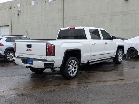 Used 2018 GMC Sierra 1500 Denali image 2