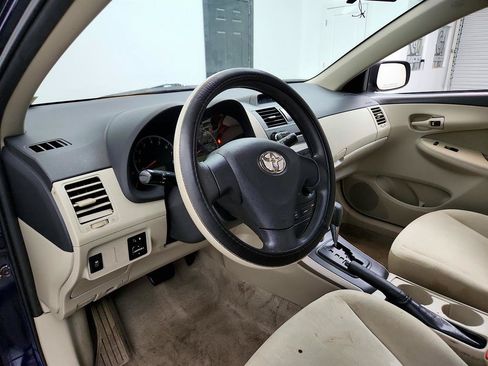 Used 2013 Toyota Corolla L FWD image 13