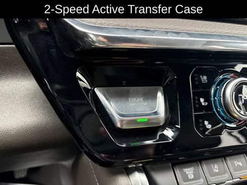 Used 2025 GMC Sierra 2500 Denali AWD/4WD image 19
