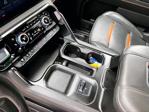 Used 2024 GMC Sierra 2500 AT4 w/ AT4 Premium Plus Package image 20