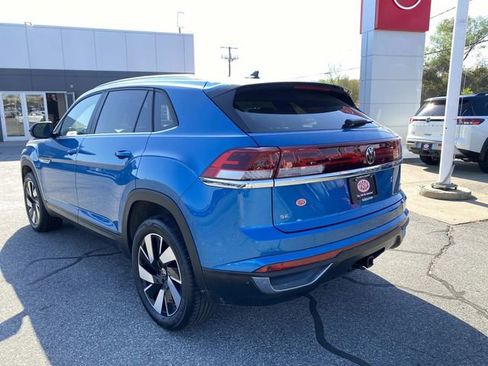 Used 2024 Volkswagen Atlas Cross Sport SE AWD/4WD image 6