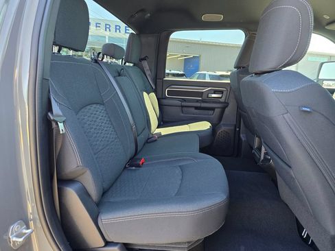 New 2026 RAM 3500 Big Horn AWD/4WD image 13