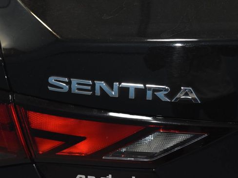 Used 2024 Nissan Sentra SV image 27