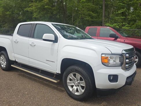 Used 2017 GMC Canyon SLE w/ SLE Convenience Package RWD image 2