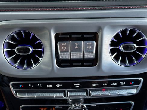 Used 2023 Mercedes-Benz G 63 AMG Squared image 40