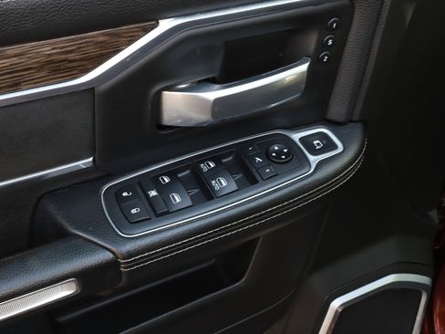 Used 2019 RAM 2500 Laramie AWD/4WD image 17