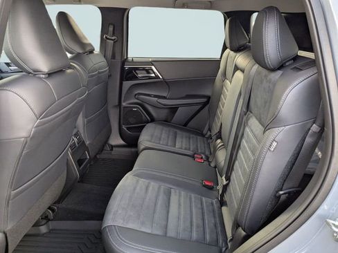 New 2026 Mitsubishi Outlander Trail Edition image 13