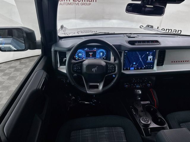 Used 2025 Ford Bronco Heritage Edition AWD/4WD image 22