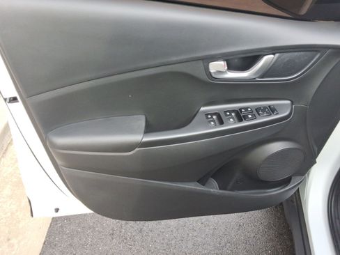 Used 2023 Hyundai Kona SEL w/ Convenience Package image 23