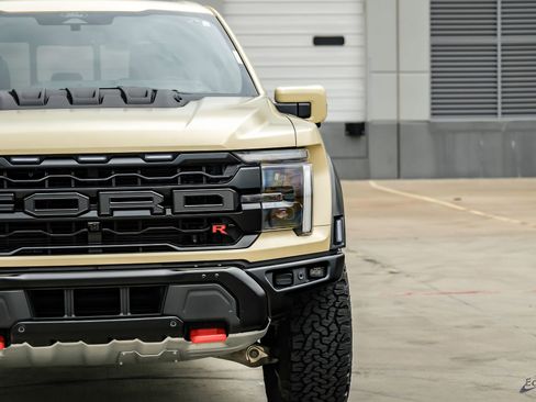 Used 2024 Ford F150 Raptor w/ Equipment Group 803A Raptor R AWD/4WD image 29