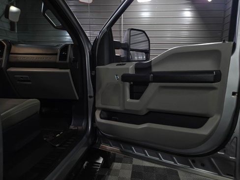 Used 2021 Ford F250 XL w/ STX Appearance Package AWD/4WD image 31
