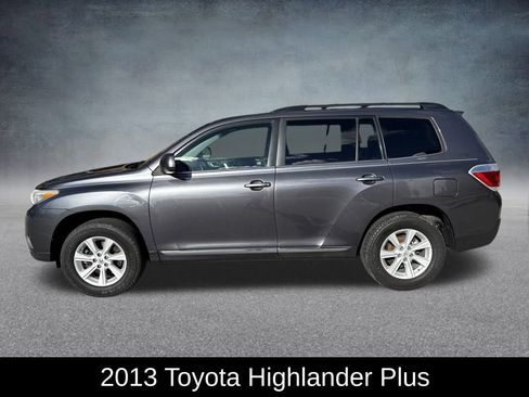 Used 2013 Toyota Highlander Plus image 2