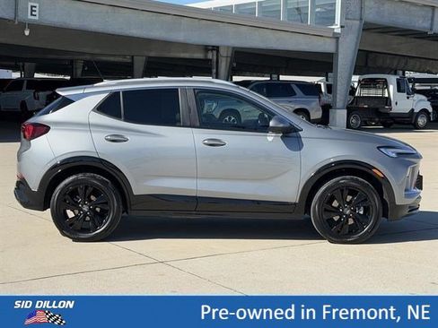 Certified 2024 Buick Encore GX Sport Touring AWD/4WD image 3