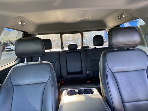 Used 2021 Ford F150 Lariat RWD image 19
