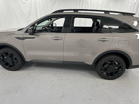New 2025 Kia Sorento SX image 6