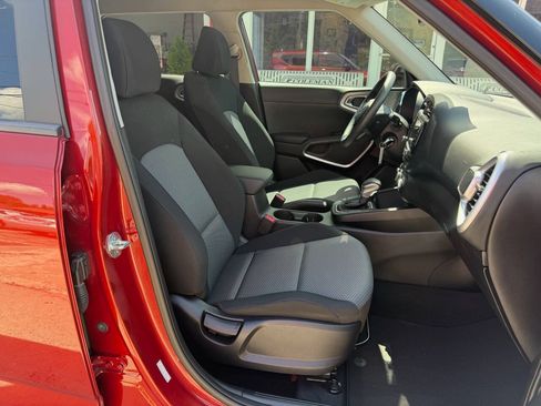 Used 2023 Kia Soul LX w/ Option Group 015 FWD image 12