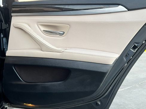 Used 2012 BMW 528i xDrive Sedan image 25