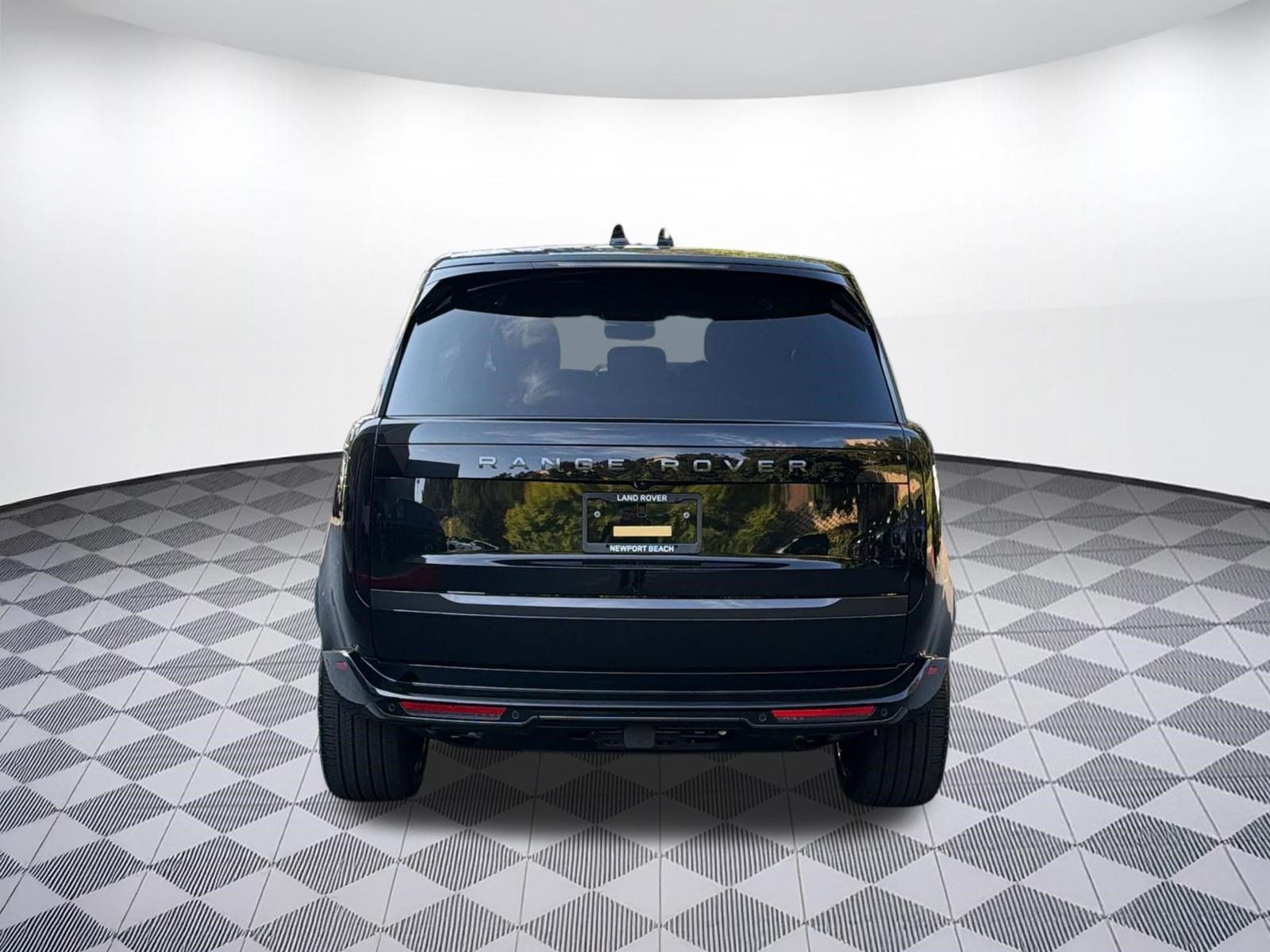 New 2026 Land Rover Range Rover Long Wheelbase SE AWD/4WD image 10
