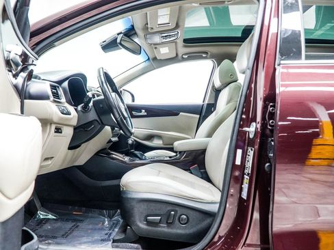 Used 2018 Kia Sorento EX w/ EX Advanced Touring Package AWD/4WD image 37